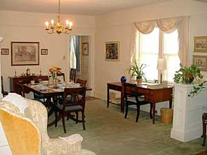 Deemer Place dining room